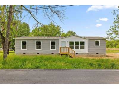 Home For Sale in Jasper, Tennessee