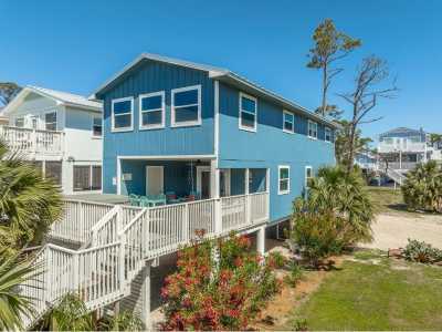 Home For Sale in Port Saint Joe, Florida