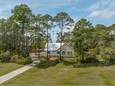 Home For Sale in Eastpoint, Florida