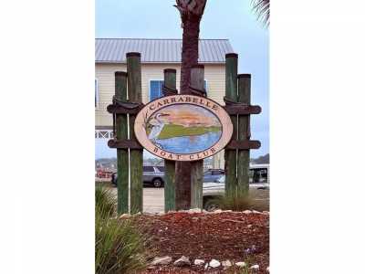 Home For Sale in Carrabelle, Florida