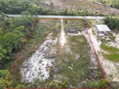 Home For Sale in Carrabelle, Florida