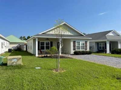 Home For Rent in Port Saint Joe, Florida