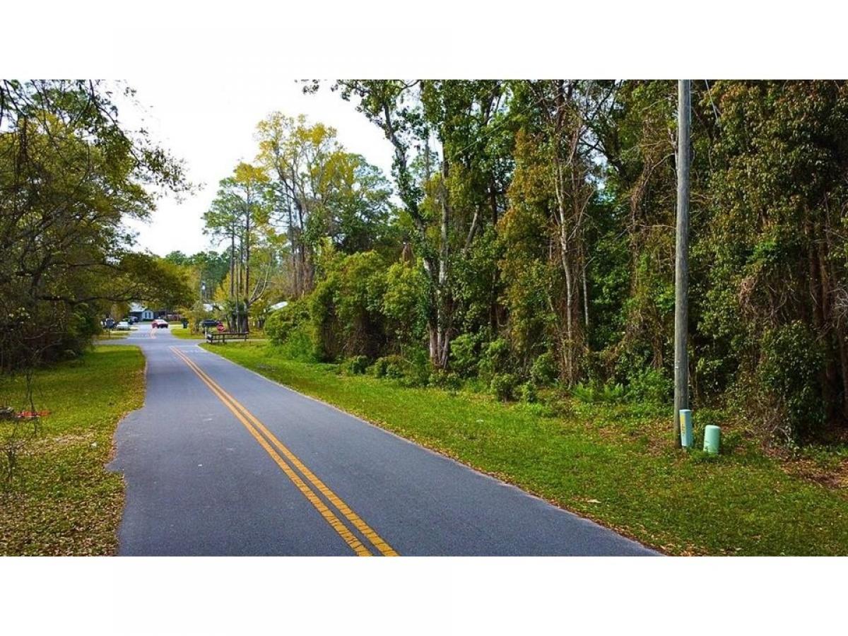 Picture of Residential Land For Sale in Apalachicola, Florida, United States
