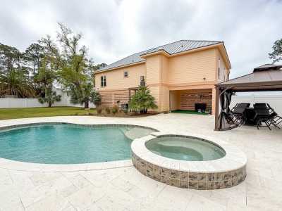 Home For Sale in Port Saint Joe, Florida