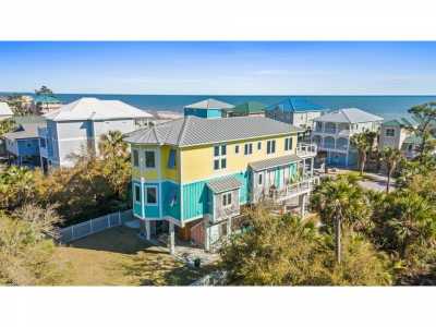Home For Sale in Port Saint Joe, Florida