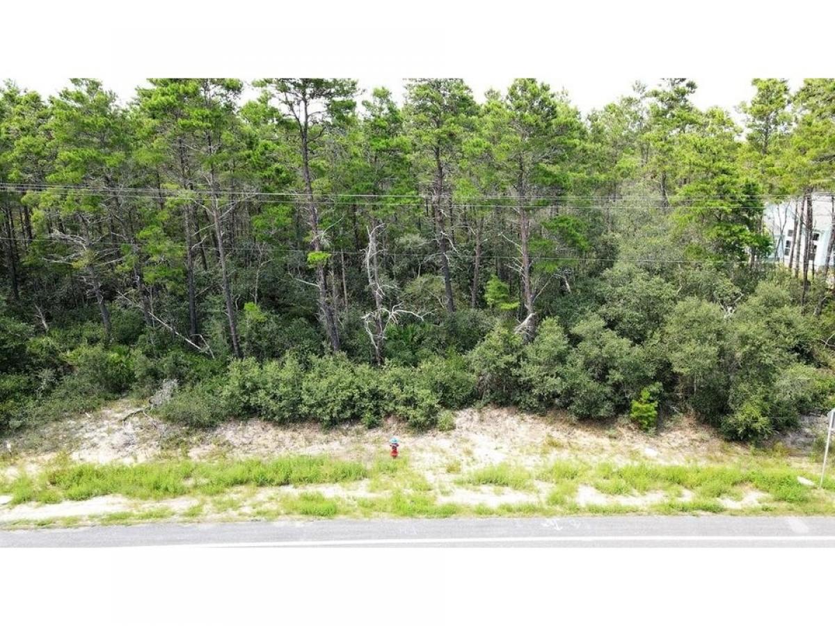 Picture of Residential Land For Sale in Carrabelle, Florida, United States