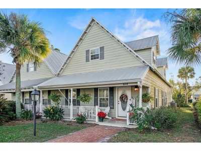 Home For Rent in Port Saint Joe, Florida