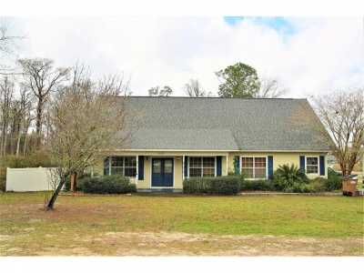 Home For Rent in Port Saint Joe, Florida