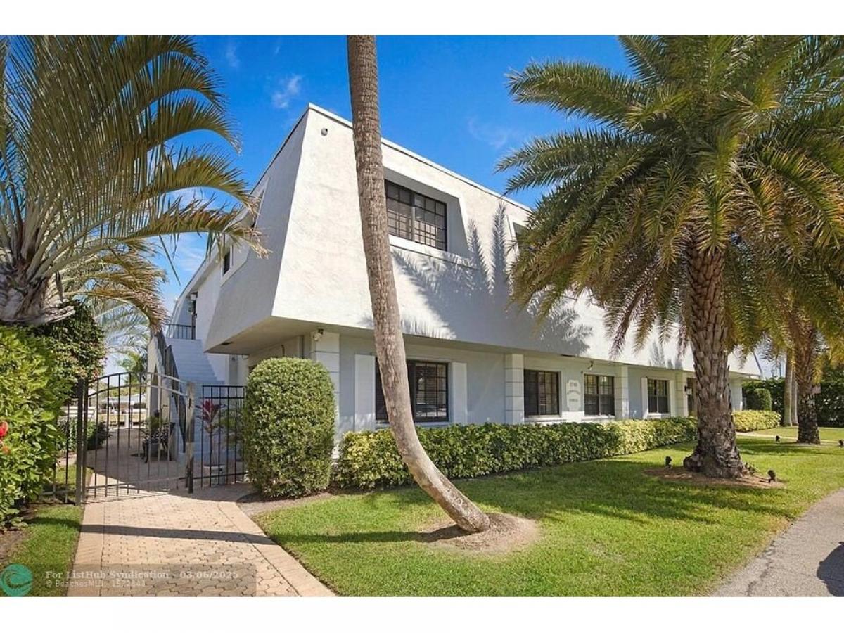 Picture of Home For Sale in Lighthouse Point, Florida, United States