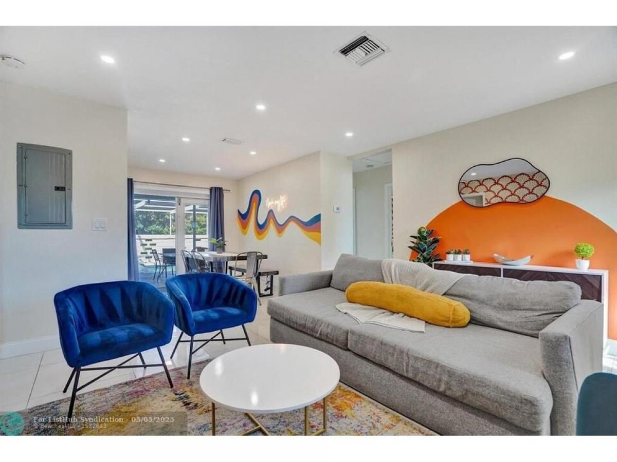 Picture of Home For Sale in Oakland Park, Florida, United States