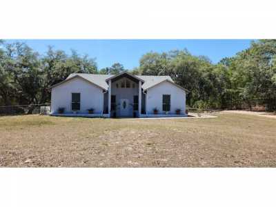 Home For Sale in Crystal River, Florida