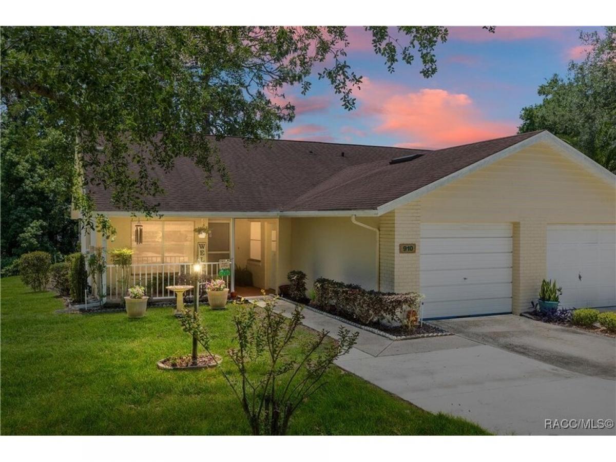 Picture of Home For Sale in Beverly Hills, Florida, United States