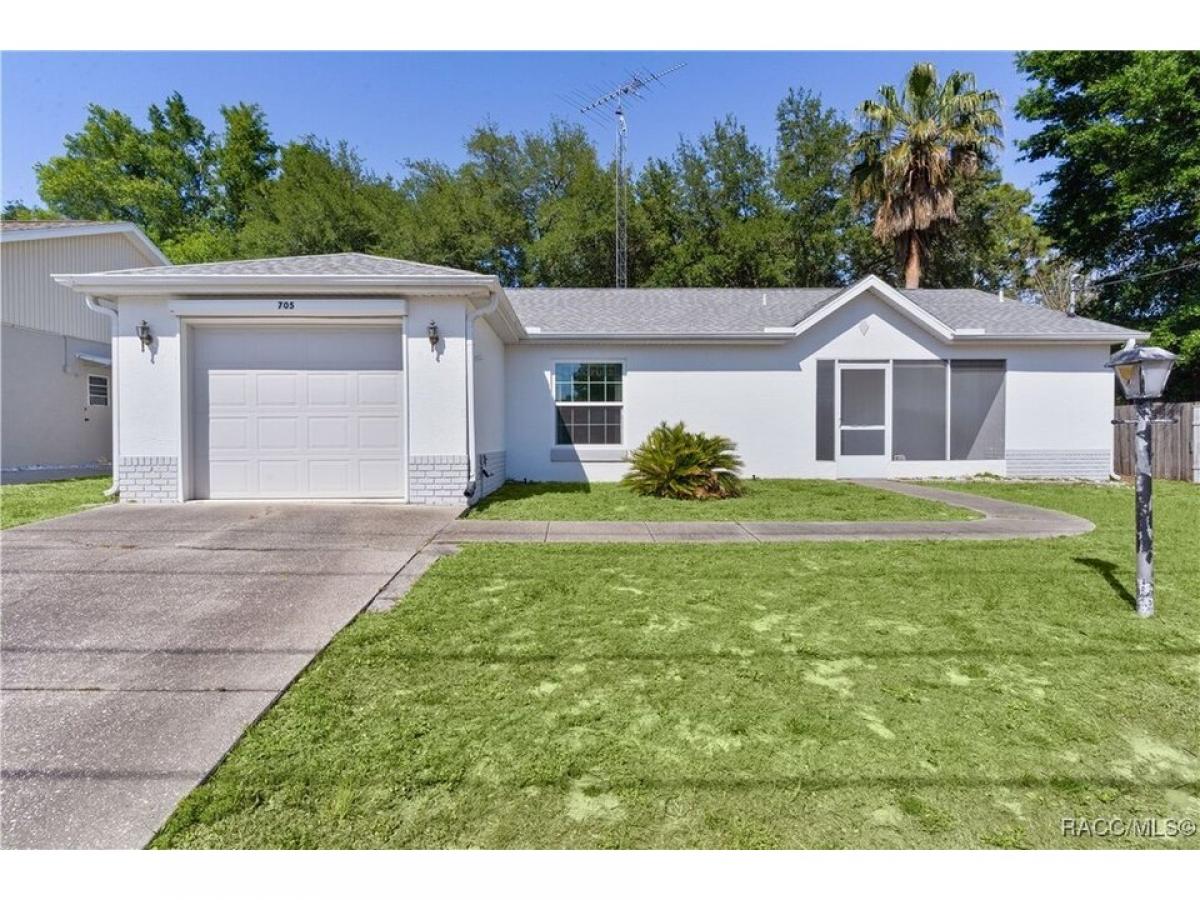 Picture of Home For Sale in Beverly Hills, Florida, United States