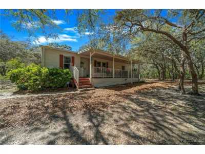 Home For Sale in Lecanto, Florida