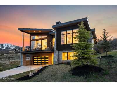 Home For Sale in Mayflower Mountain, Utah