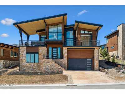 Home For Sale in Mayflower Mountain, Utah