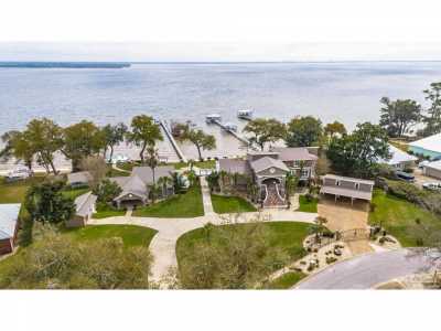 Home For Sale in Lillian, Alabama