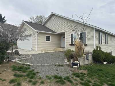 Home For Sale in Kennewick, Washington