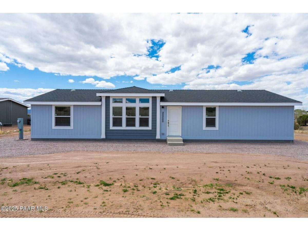 Picture of Home For Sale in Paulden, Arizona, United States