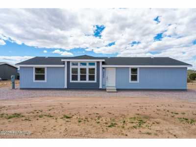 Home For Sale in Paulden, Arizona