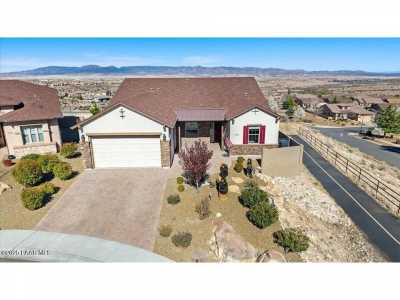 Home For Sale in Prescott Valley, Arizona