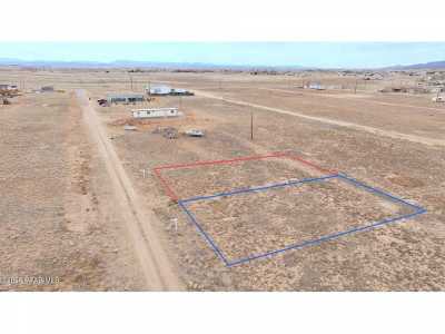 Residential Land For Sale in Paulden, Arizona