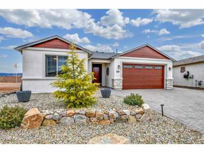 Home For Sale in Prescott Valley, Arizona