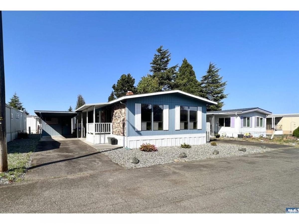 Picture of Home For Sale in Sequim, Washington, United States