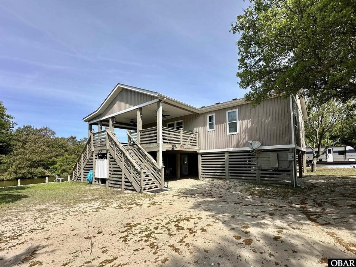 Picture of Home For Sale in Corolla, North Carolina, United States