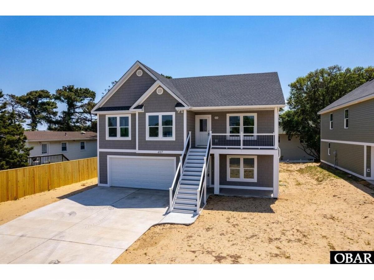 Picture of Home For Sale in Kill Devil Hills, North Carolina, United States