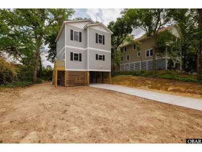 Home For Sale in Kill Devil Hills, North Carolina