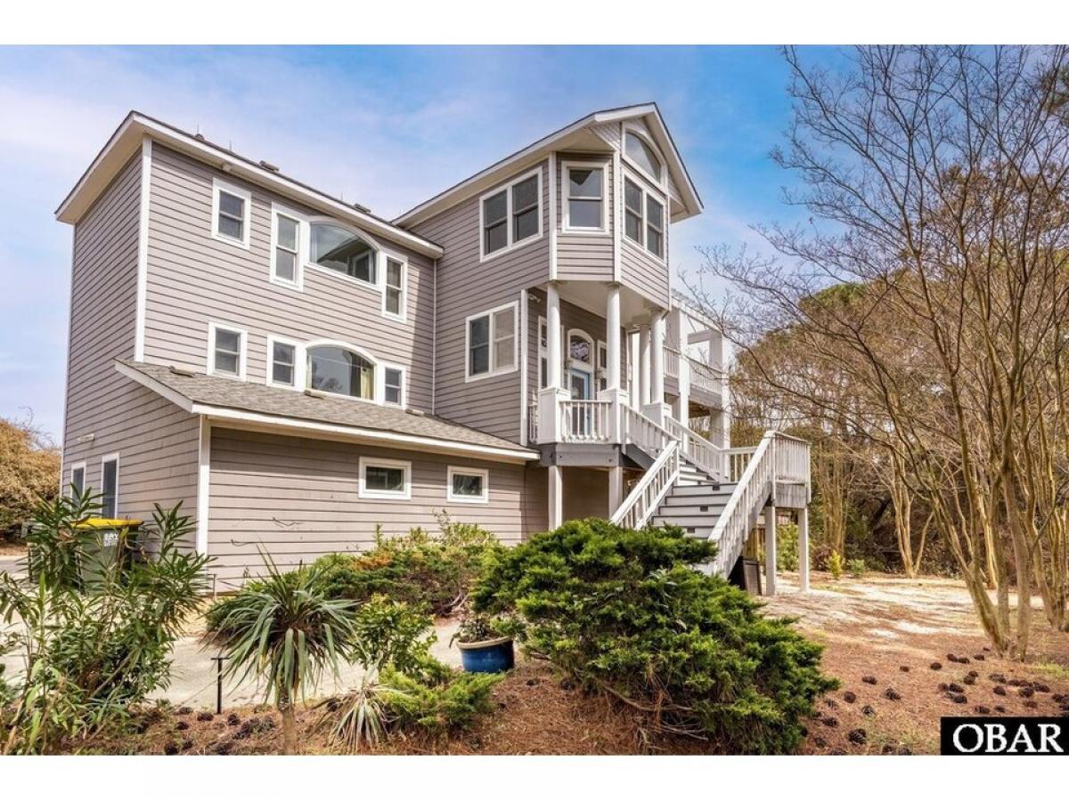 Picture of Home For Sale in Corolla, North Carolina, United States
