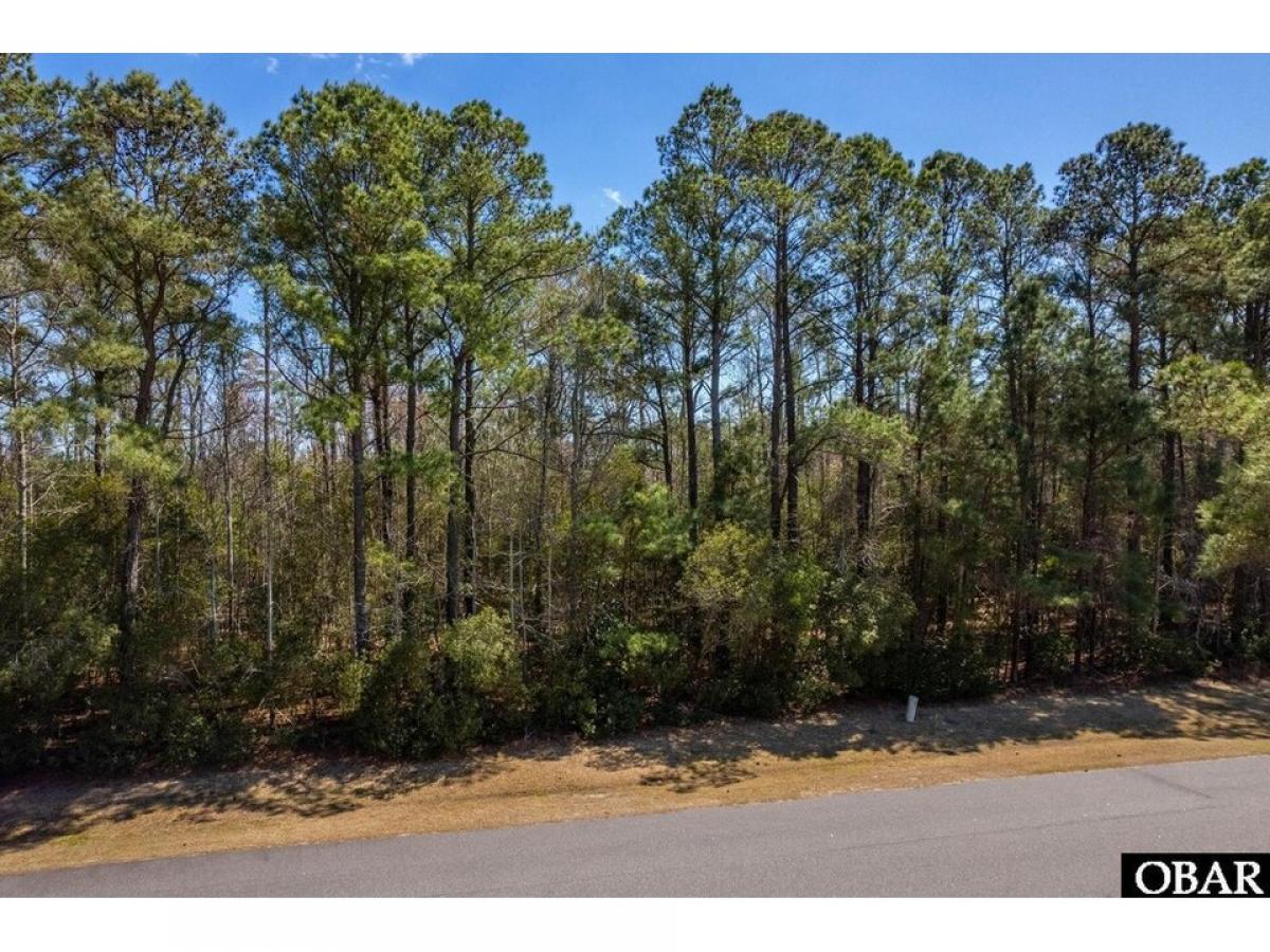 Picture of Residential Land For Sale in Powells Point, North Carolina, United States