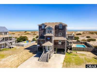 Home For Sale in Waves, North Carolina