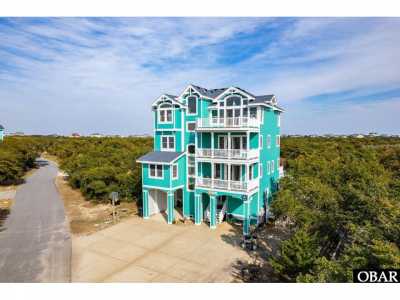 Home For Sale in Avon, North Carolina