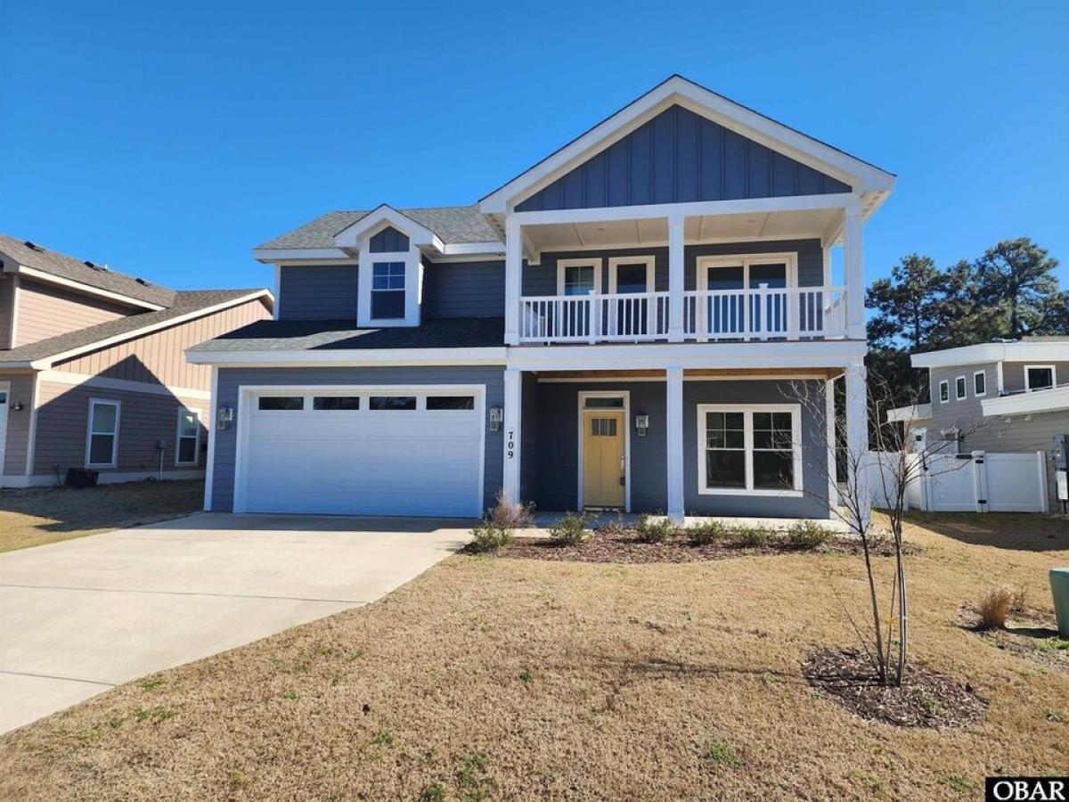 Picture of Home For Sale in Kill Devil Hills, North Carolina, United States