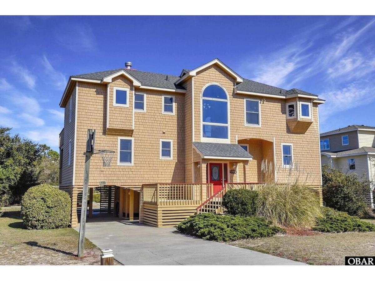 Picture of Home For Sale in Corolla, North Carolina, United States