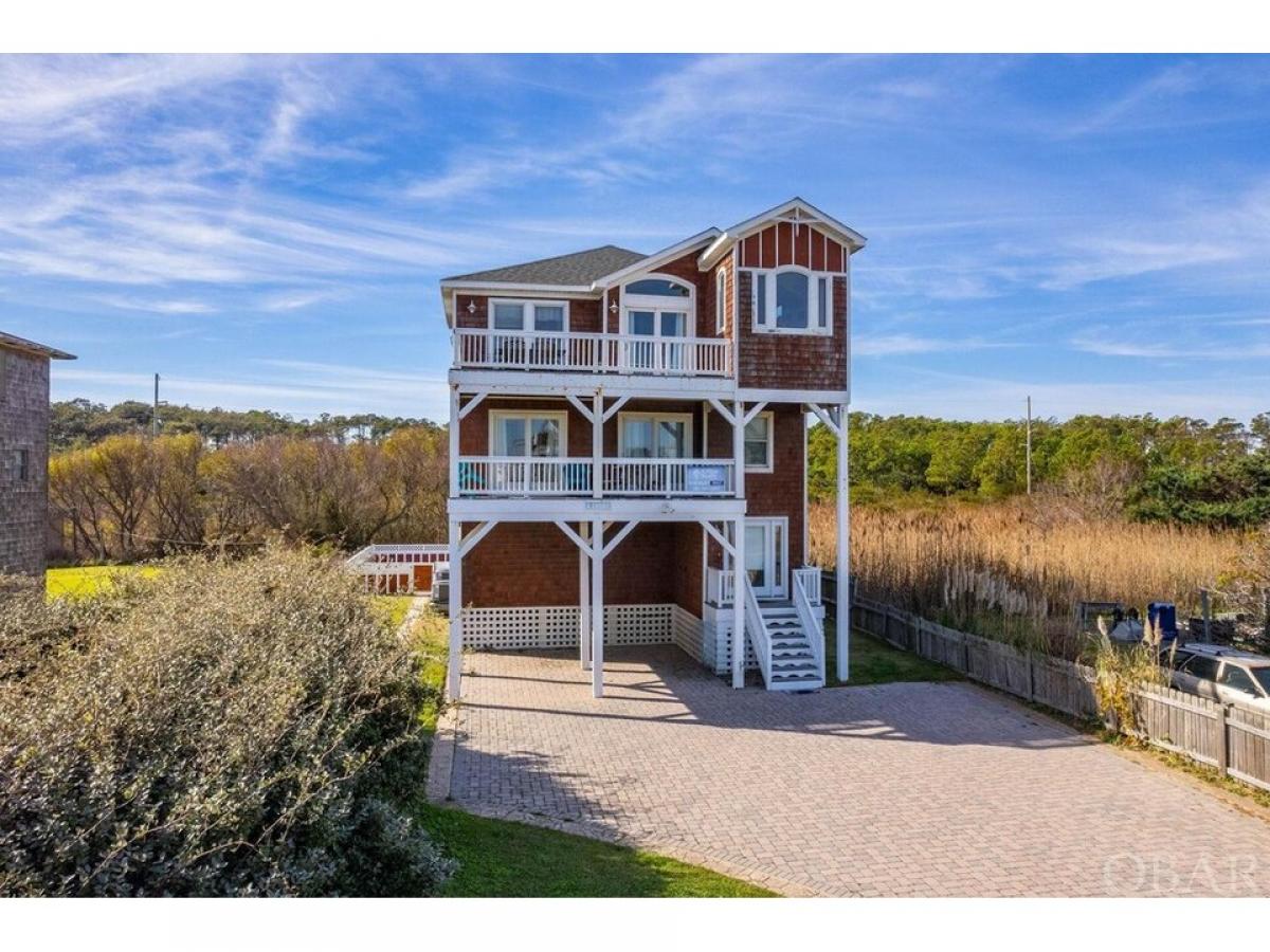 Picture of Home For Sale in Nags Head, North Carolina, United States
