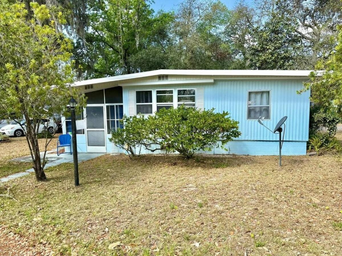 Picture of Home For Sale in Silver Springs, Florida, United States