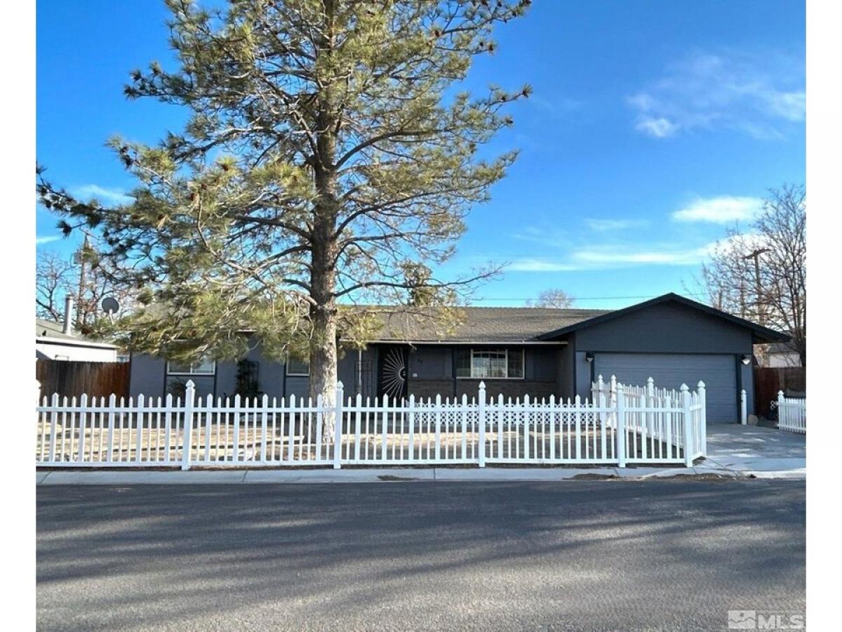 Picture of Home For Rent in Fernley, Nevada, United States