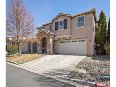 Home For Sale in Sparks, Nevada