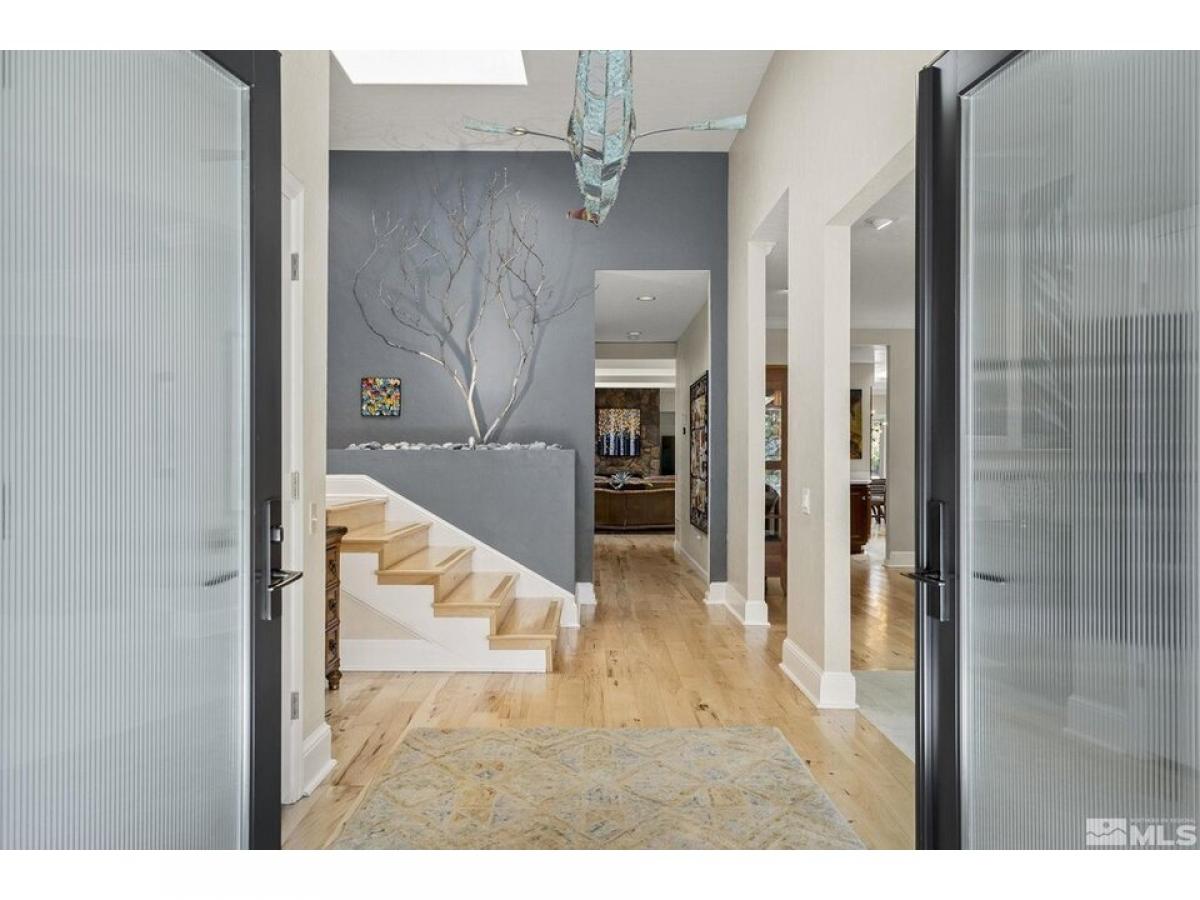 Picture of Home For Sale in Reno, Nevada, United States