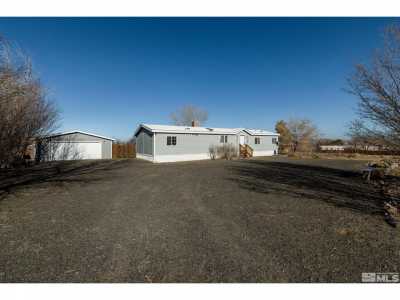 Home For Sale in Silver Springs, Nevada