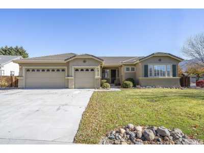 Home For Sale in Dayton, Nevada