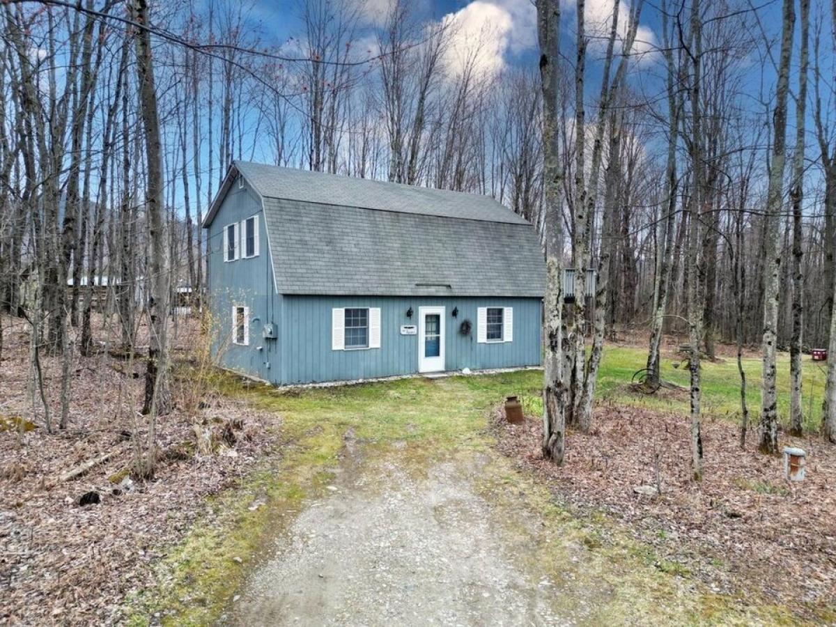 Picture of Home For Sale in Lincoln, Vermont, United States