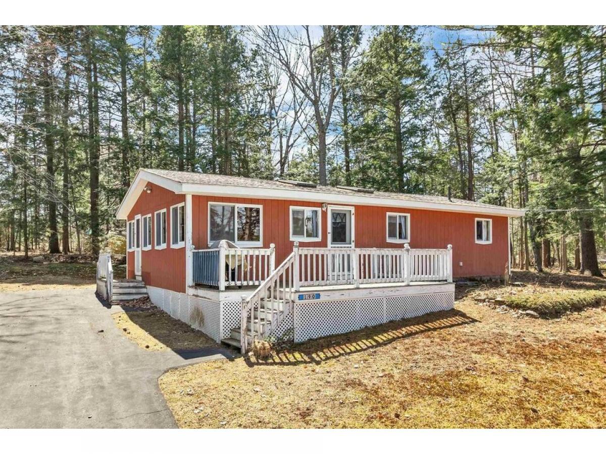 Picture of Home For Sale in Middleton, New Hampshire, United States