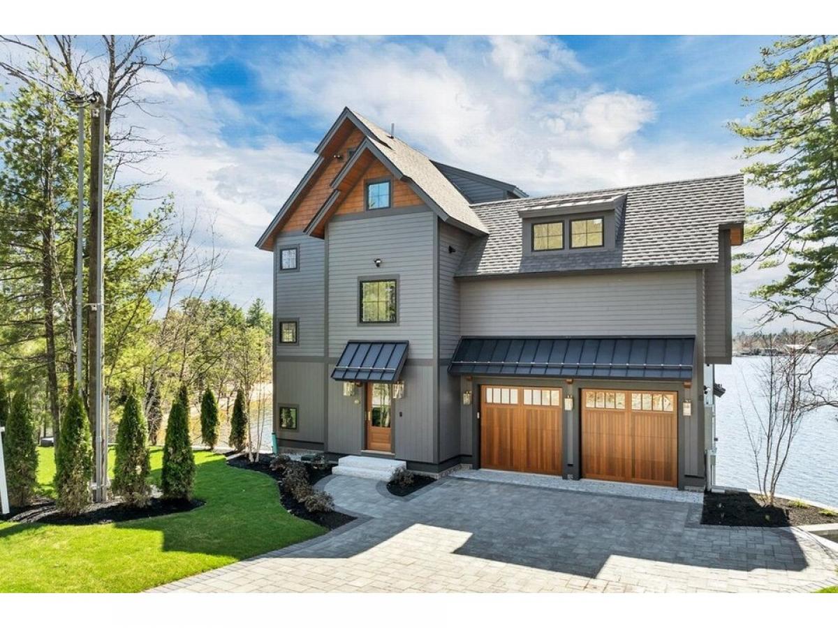 Picture of Home For Sale in Gilford, New Hampshire, United States