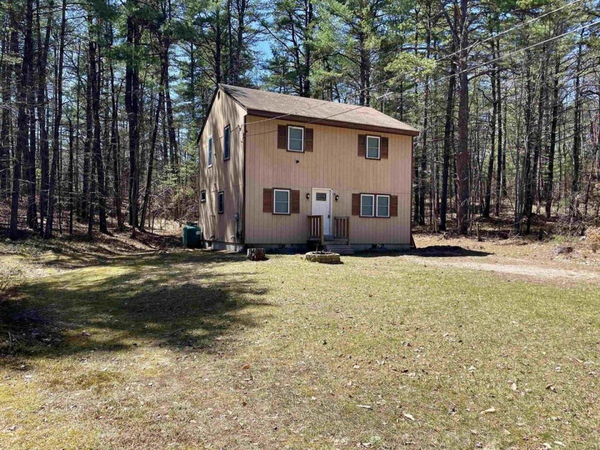 Picture of Home For Sale in Ossipee, New Hampshire, United States