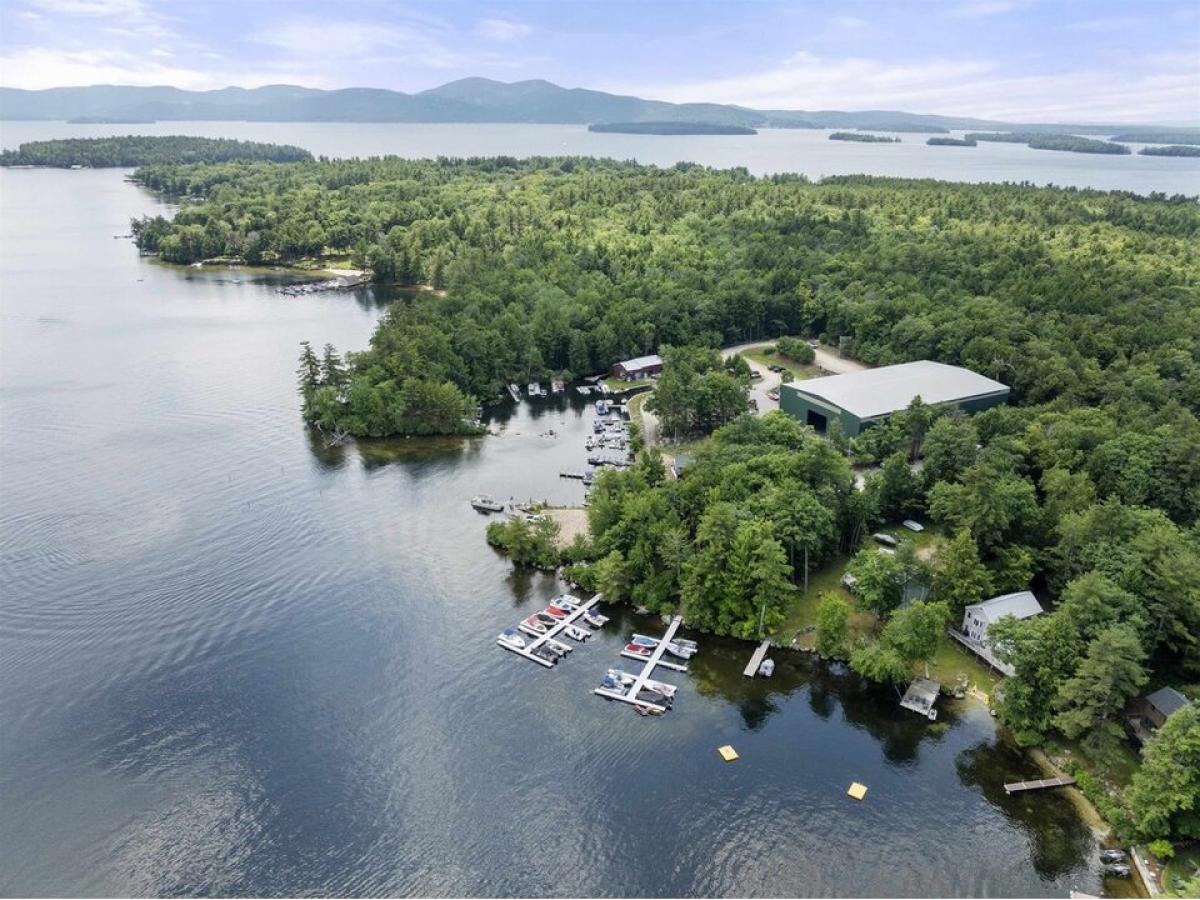 Picture of Home For Sale in Moultonborough, New Hampshire, United States