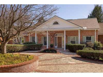 Home For Sale in Dover, New Hampshire